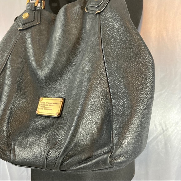 Marc by Marc Jacobs women’s leather hobo shoulder bag - Picture 4 of 11